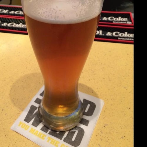 Buffalo Wild Wings 14615 W Maple Rd 100 Omaha