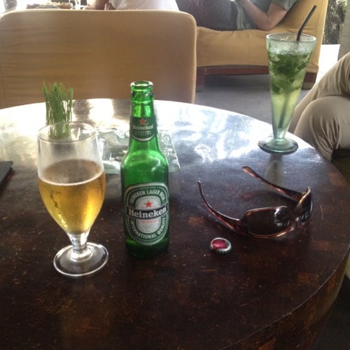 Ary's Warung Jl. Raya Ubud (Ubud Main Street) Ubud