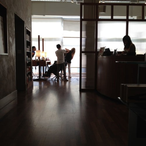 Cinta Salon
