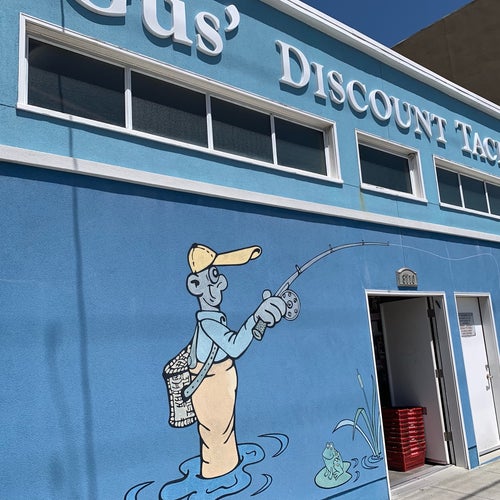 Gus' Discount Fishing Tackle