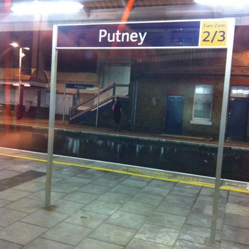 Putney Railway Station (PUT) High St London