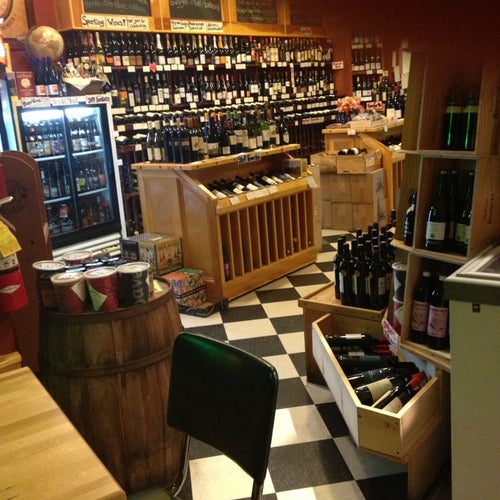 Dave's Fresh Pasta 81 Holland St Somerville