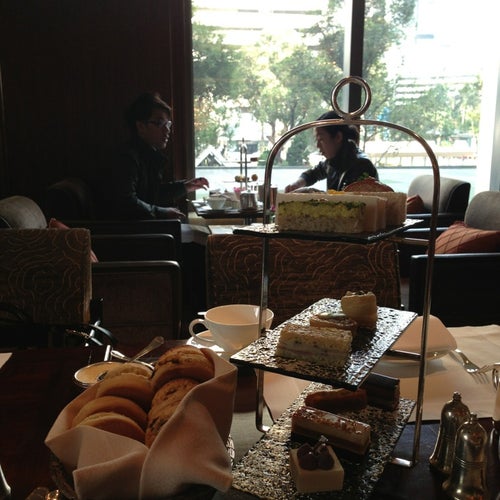 Clipper Lounge M/F, Mandarin Oriental Hong Kong, 5 Connaught Road