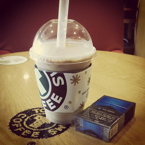 TOM N TOMS COFFEE (탐앤탐스) 은평구 연서로 217 서울특별시