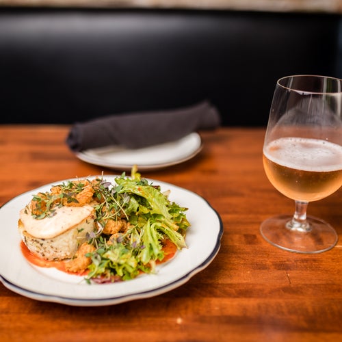 Moonshine Patio Bar & Grill 303 Red River St Austin