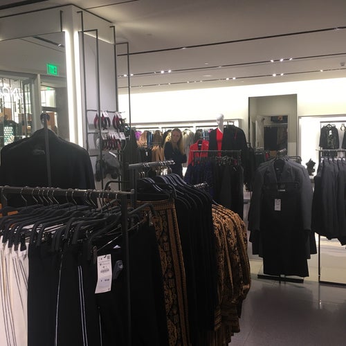 Zara 10250 Santa Monica Blvd 152 Los Angeles
