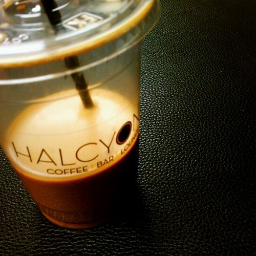 Halcyon Coffee, Bar & Lounge 218 W 4th St Austin