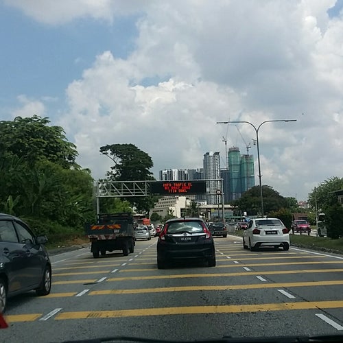 Jalan Lingkaran Tengah Ii Jalan Kerja Ayer Lama Intersection Jln Lingakran Tengah Ii Ampang