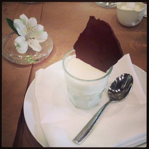 Sprout 1417 W Fullerton Ave Chicago