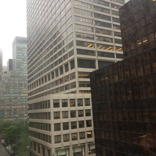 DoubleTree by Hilton 569 Lexington Ave New York