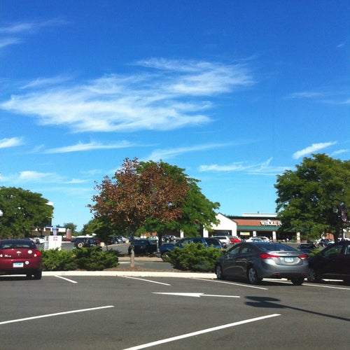 Corner 333 N Main St West Hartford