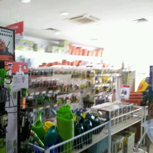 Houz Depot Plaza Pelangi Astana, Jalan PJU 6, Persiaran Surian, Kota