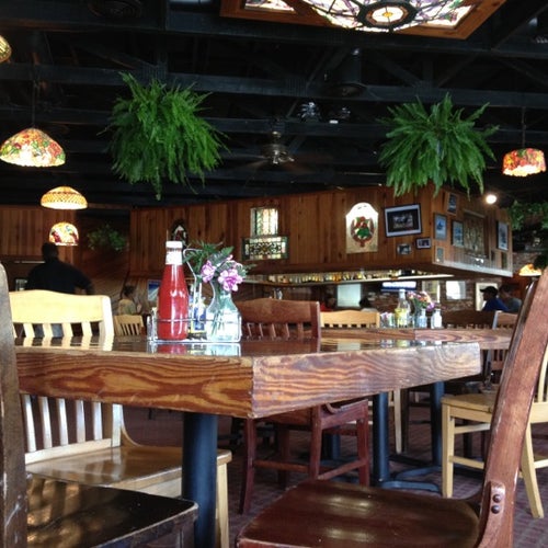 Spanky's Pizza Galley & Saloon 308 Mall Way Savannah