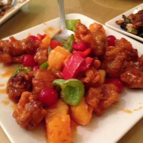 New Moon Restaurant 102 W 9th St Los Angeles