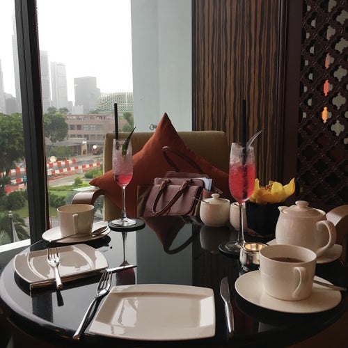 Axis Bar and Lounge 5 Raffles Avenue Singapore