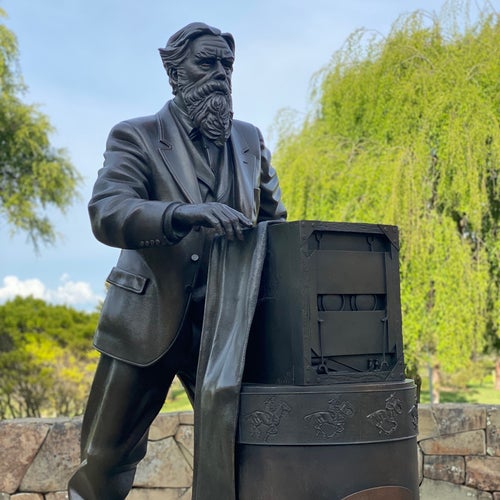 Eadweard James Muybridge Statue