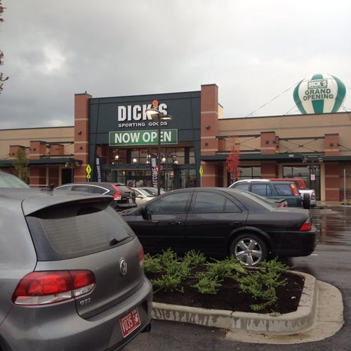 DICK'S Sporting Goods