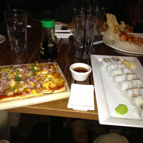 Kona Grill 3000 East 1st Ave Ste 184 Denver