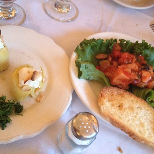 Crumpets Restaurant & Bakery 3920 Harry Wurzbach Rd San Antonio