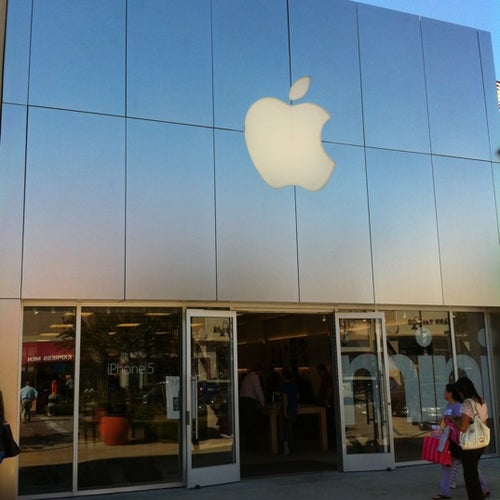 Apple St. Johns Town Center 4835 River City Drive Jacksonville