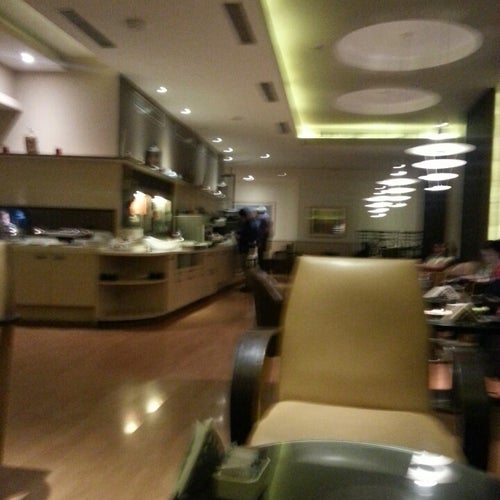 Clipper Lounge Terminal 2 Mumbai