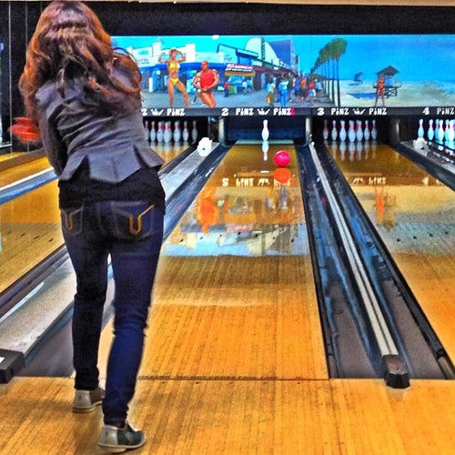 Pinz Bowling Center 12655 Ventura Blvd Studio City