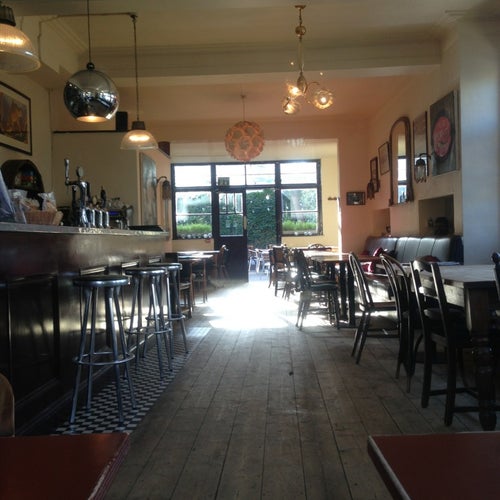 The Carpenters Arms St Peter's Square London