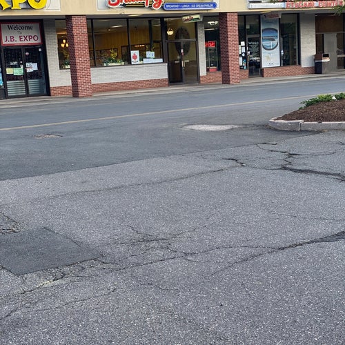 Shady Glen 360 Middle Tpke W Manchester