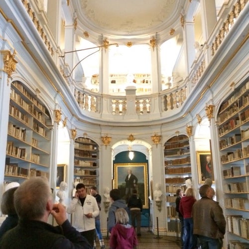 Herzogin Anna Amalia Bibliothek Platz der Demokratie 4 Weimar