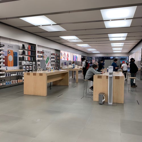 Apple Holyoke 50 Holyoke Street Holyoke