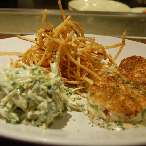 Hillstone 153 E 53rd St New York