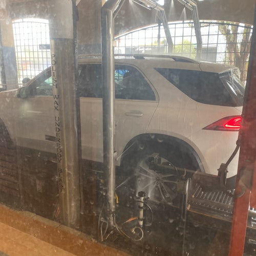 Majestic Car Wash 8017 W 3rd St Los Angeles