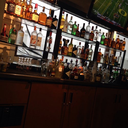 Sports Page Pub Seattle International Airport, 17801