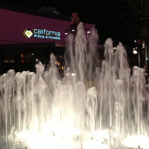 California Pizza Kitchen at Irvine Spectrum 521 Spectrum Center Dr