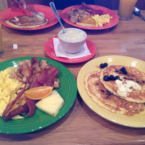 J. Christopher's 2700 Town Center Dr NW Kennesaw