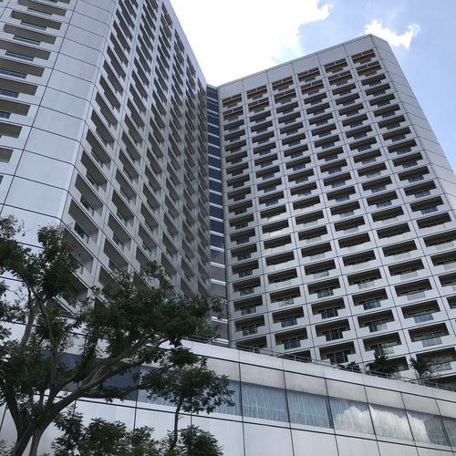 Bus Stop 02049 (Raffles Hotel) Bras Basah Rd. Singapore