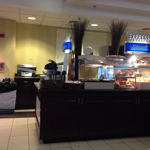 Holiday Inn Express & Suites Ft. Lauderdale-Plantation