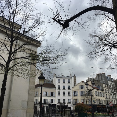 Église SainteMarie des Batignolles Place du Docteur Félix Lobligeois