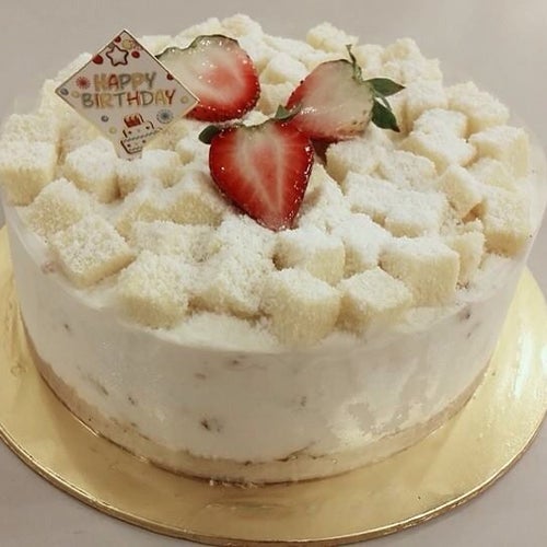 Strawberry Cake House Damai Plaza Kota Kinabalu