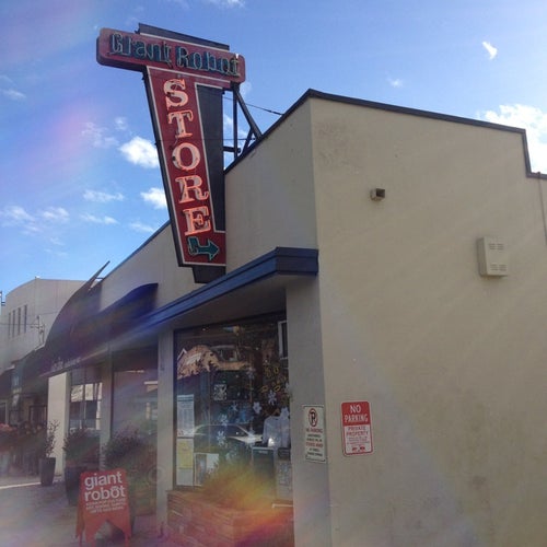 Giant Robot Store