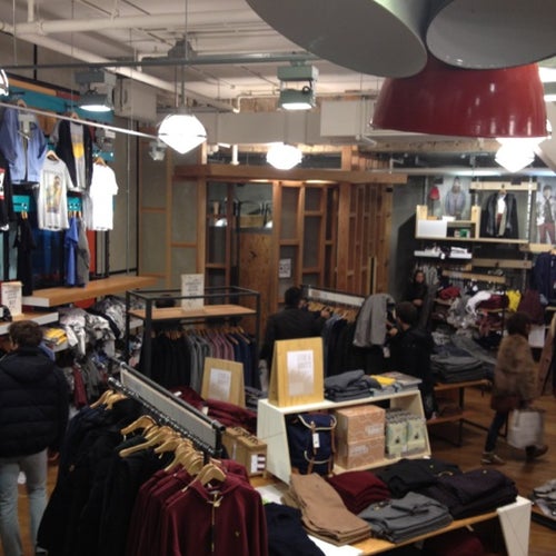 Urban Outfitters 200 Oxford St London