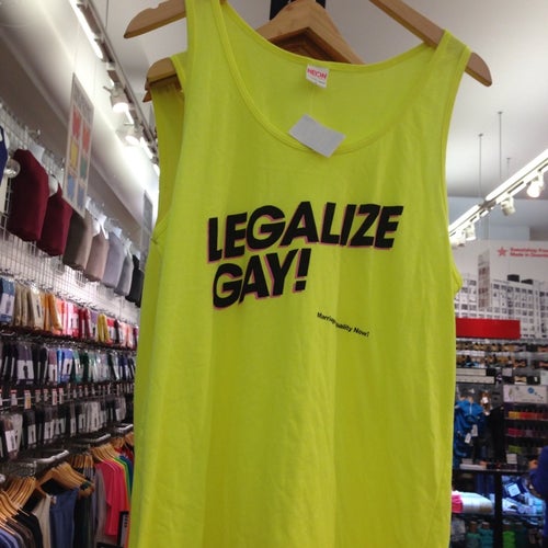 American Apparel 112 Court St Brooklyn