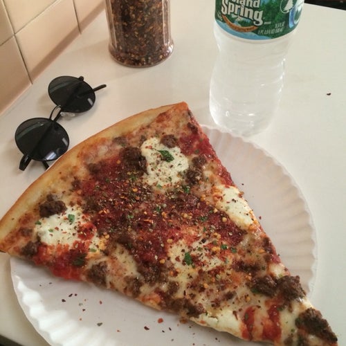 Rocco's Pizza Joint 162 7th Ave New York