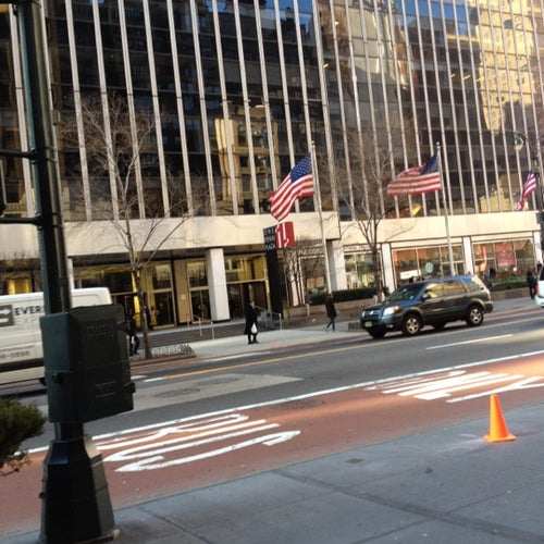 One Penn Plaza 250 W 34th St New York