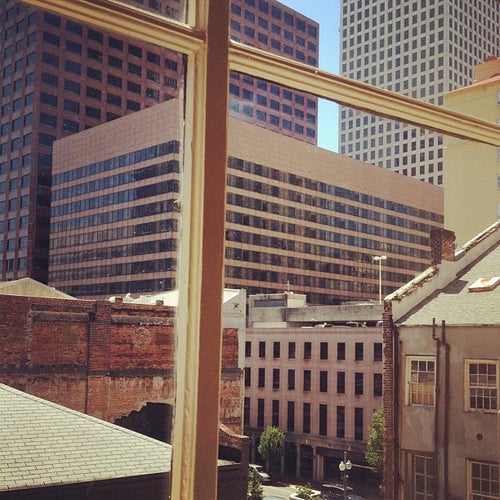 Hancock Whitney Bank 701 Poydras St New Orleans