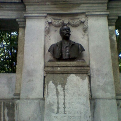 Richard Morris Hunt Memorial