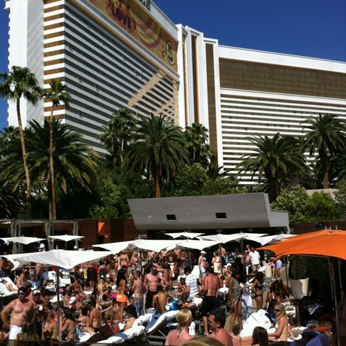 Bare Pool Lounge 3400 Las Vegas Blvd S Las Vegas