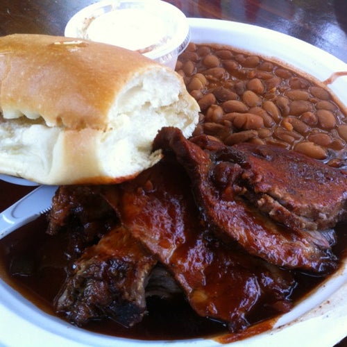 Buster's Southern BBQ 1207 Foothill Blvd Calistoga