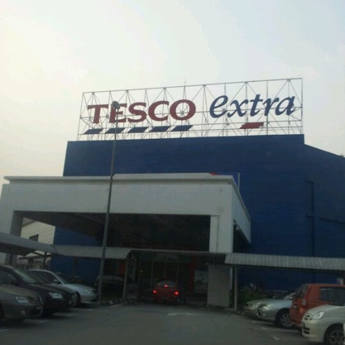 Lotus's (formerly Tesco Extra) 3, Jalan Aerobik 13/43 Shah Alam