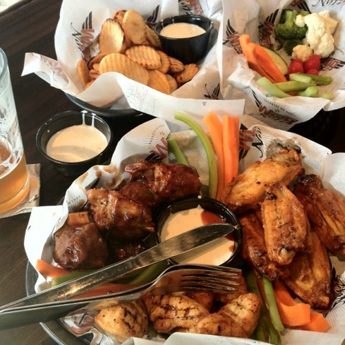 Wing Nutz